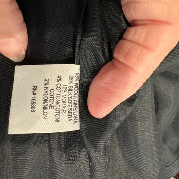 Worth Black/White wool tweed skirt w/navy/brown; zipper front kick; like new! - Picture 6 of 7